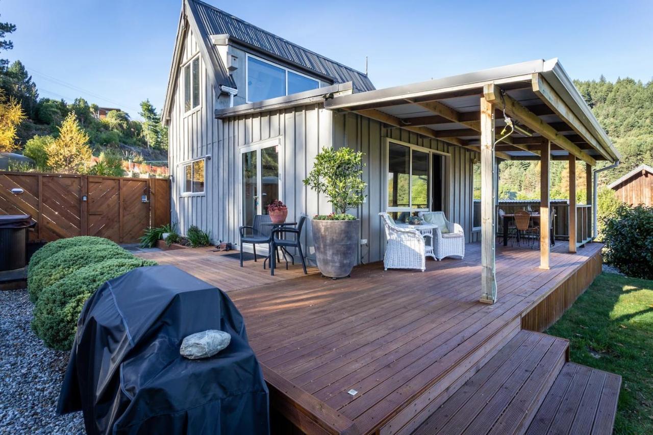 Private Cottage With Spa And Amazing Lake Views Closeburn Exterior photo
